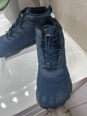 Unisex Hike footwear  Navy Winter Lace-Up Boots brand new